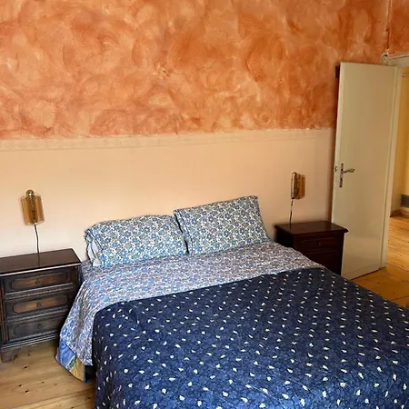 Pizzorne بيت للعطل